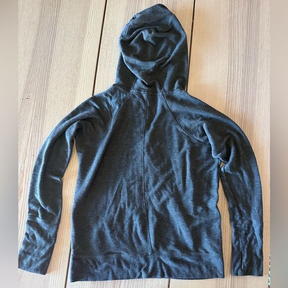 Yogalicious Faux Wrap hooded sweater in heather gray - Size Large - Picture 6 of 6